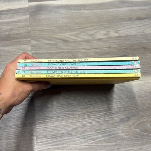 Disney Classic Children's Book Collection vintage - Picture 6 of 6